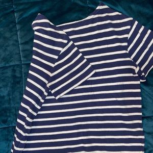 Short sleeve sweater shirt